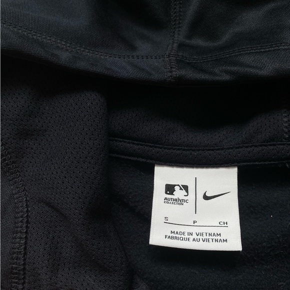 Nike MLB Women’s Dri Fit Cleveland Guardians Full Zip Hoodie - Picture 3 of 4